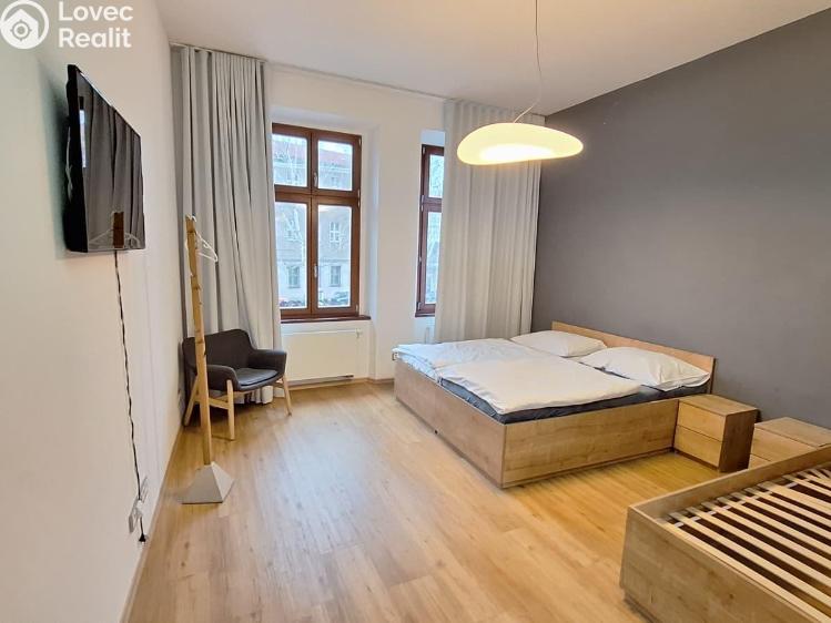 Prodej činžovního domu Teplice, Laubeho náměstí č. 8