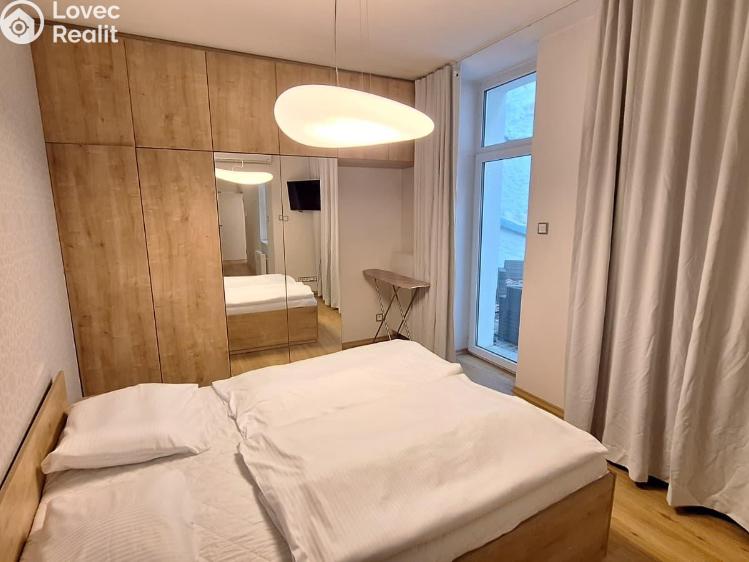 Prodej činžovního domu Teplice, Laubeho náměstí č. 19