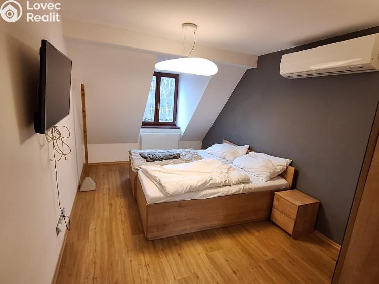 Prodej činžovního domu Teplice, Laubeho náměstí č. 25