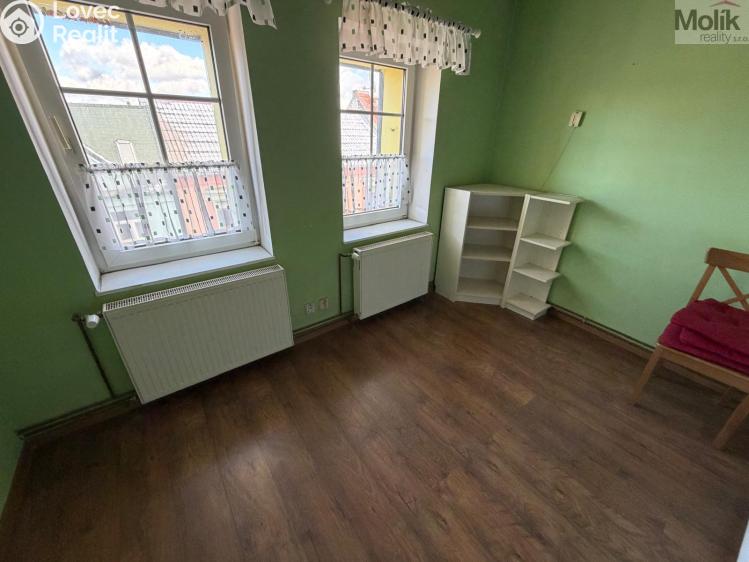 Prodej bytu 4+1 Chomutov, Školní č. 3