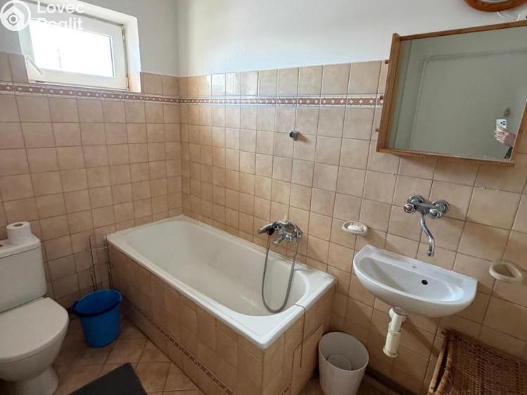 Prodej bytu 4+1 Chomutov, Školní č. 6