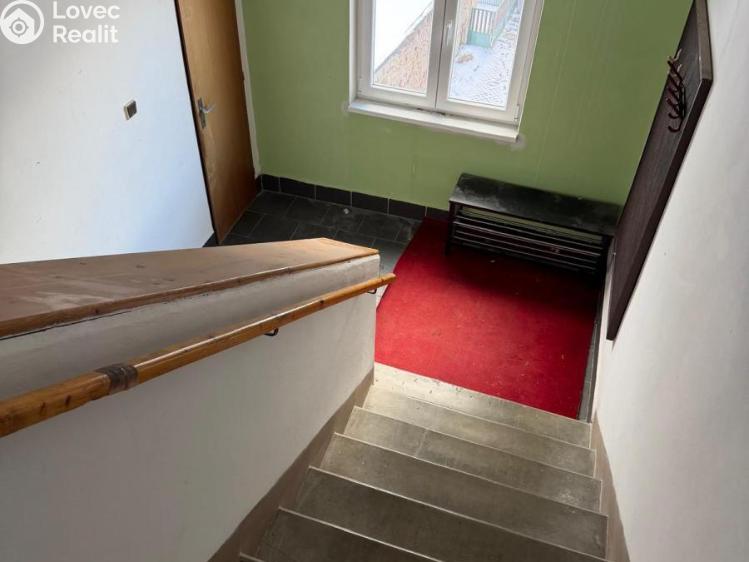 Prodej bytu 4+1 Chomutov, Školní č. 10