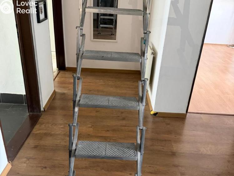 Prodej bytu 4+1 Chomutov, Školní č. 23