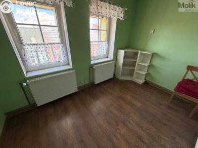 Prodej bytu 4+1 Chomutov, Školní č. 3