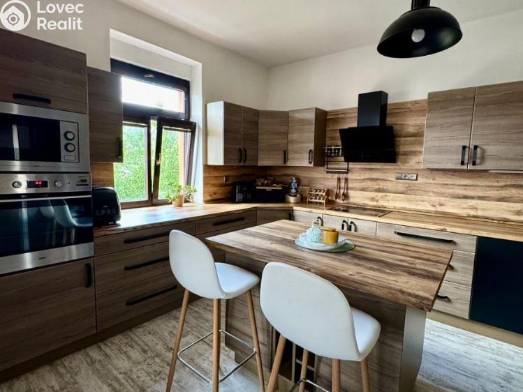 Sale family house Most, Jugoslávská 1618/18 č. 3