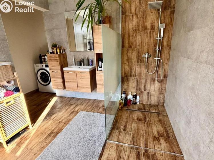 Sale family house Most, Jugoslávská 1618/18 č. 11