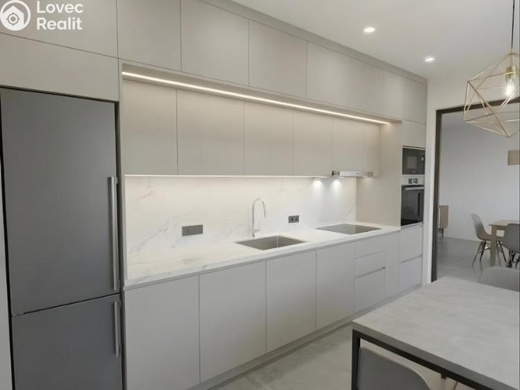 Prodej bytu 3+1 Teplice, Gagarinova 1428 č. 10