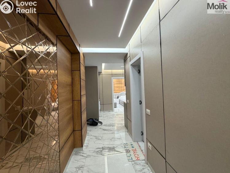 Prodej bytu 3+KK Drač č. 7