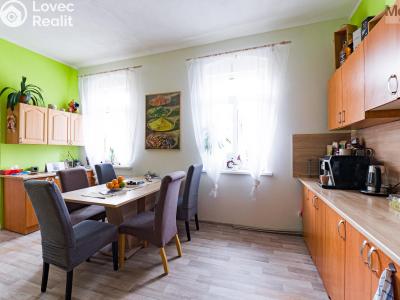 Sale multi-gen house Luby, Chebská č. 5