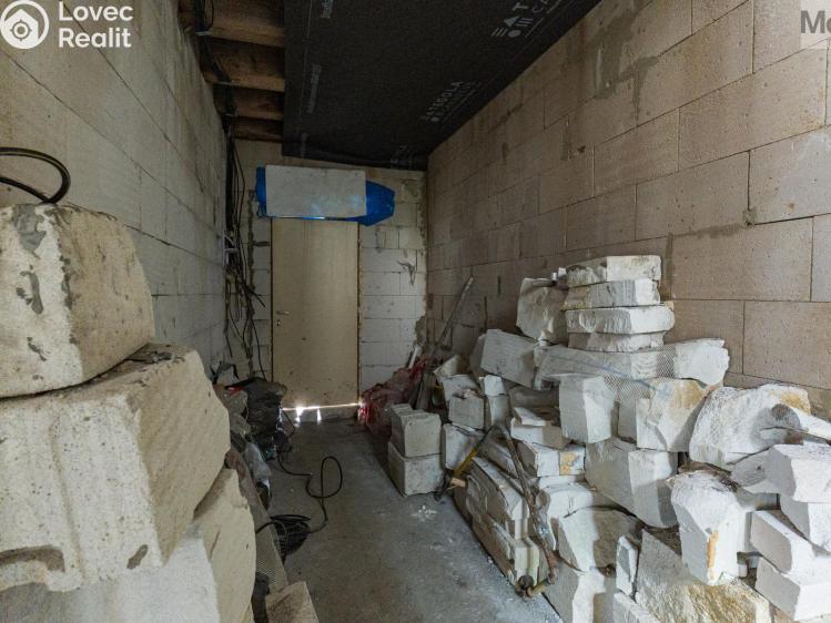 Sale family house Loket, Tovární č. 8