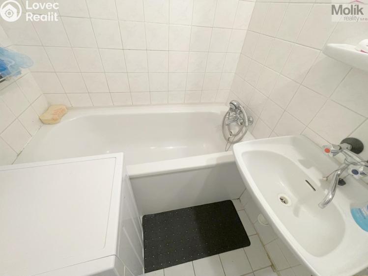 Prodej bytu 2+1 Louny, Tyršovo nám. č. 9