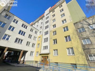 Prodej bytu 2+1 Louny, Tyršovo nám. č. 1