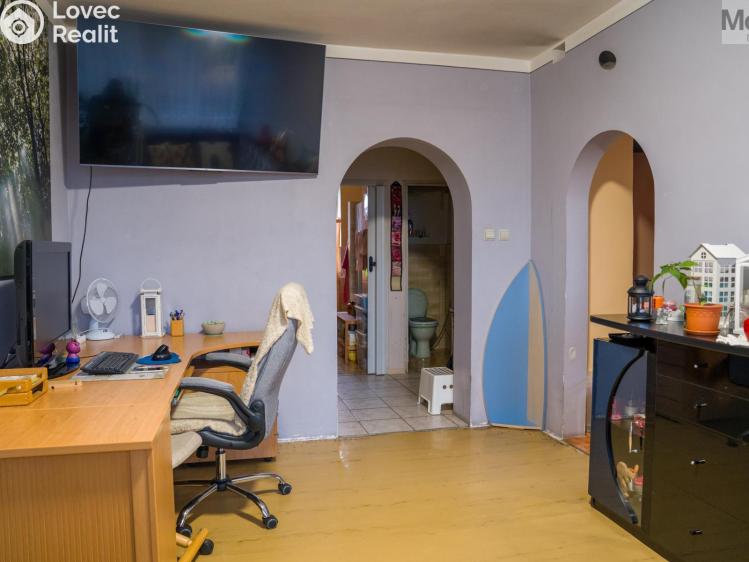 Sale multi-gen house Dubí, Ležáky č. 8