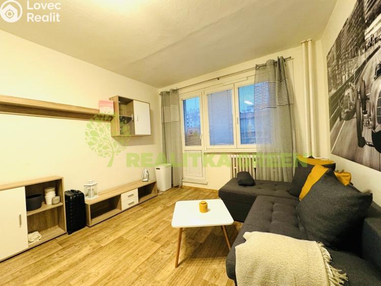 Rent apartment 1+1 Vsetín, Luh 1808 č. 8