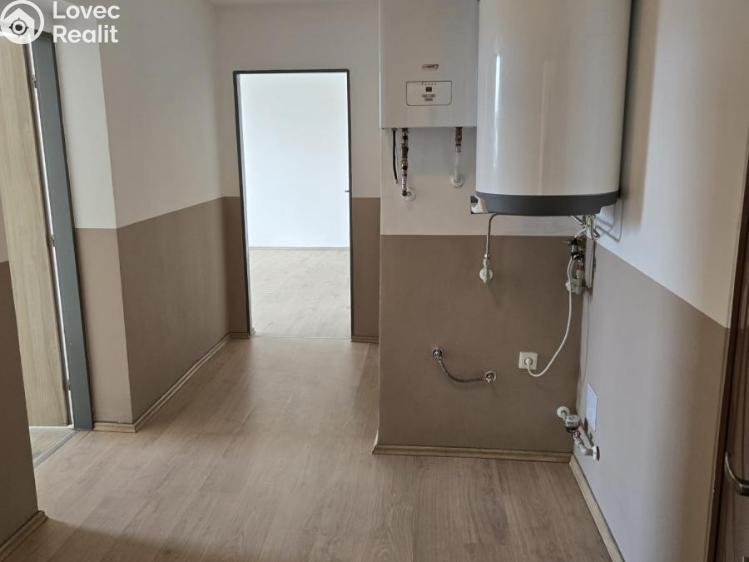 Rent apartment 3+1 Lom, nám. Republiky č. 12