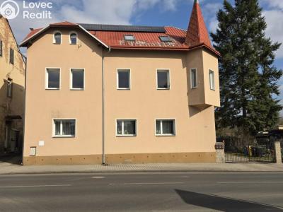 Rent apartment 3+1 Lom, nám. Republiky č. 1