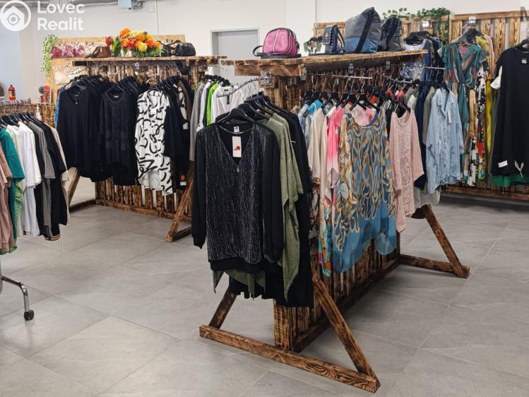 Rent commercial space Louny, Husova č. 9