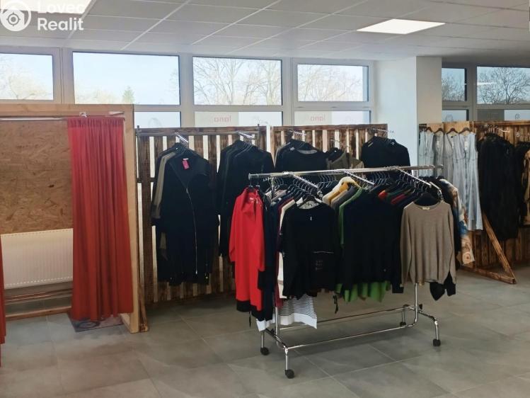 Rent commercial space Louny, Husova č. 15