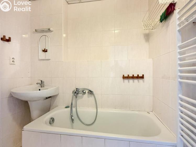 Rent apartment 2+1 Most, Vítězslava Nezvala č. 9