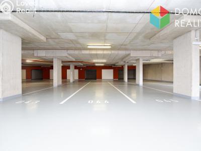 Pronájem garážového stání Beroun, Nepilova 2111 č. 6