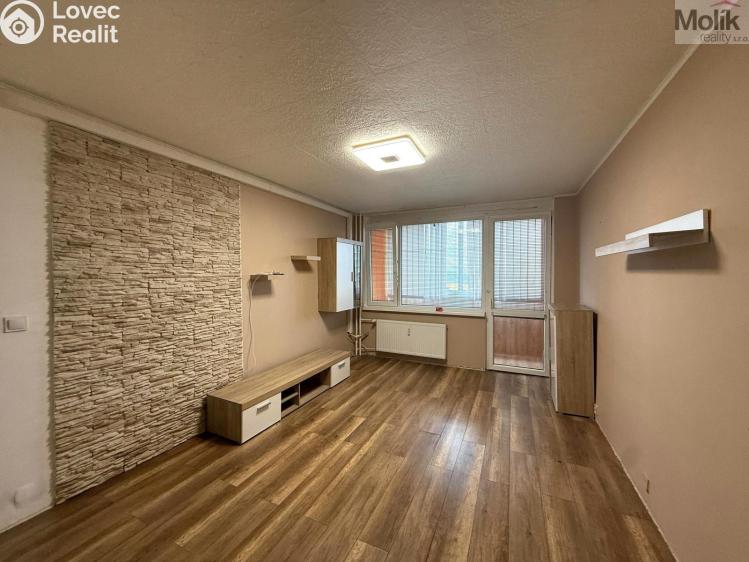 Rent apartment 3+1 Chomutov, Jirkovská č. 4