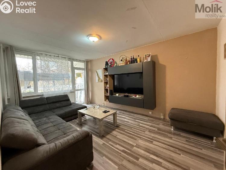 Rent apartment 3+1 Bílina, Sídliště Za Chlumem č. 6