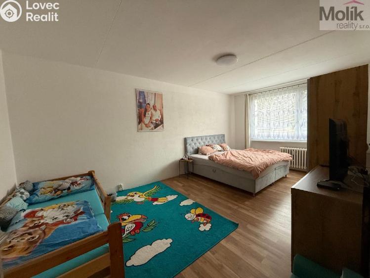 Rent apartment 3+1 Bílina, Sídliště Za Chlumem č. 10