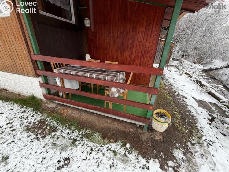 Sale hut Klášterec nad Ohří, Mariánské údolí č. 10