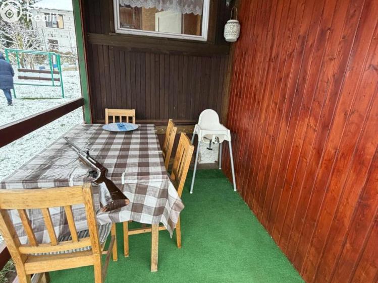 Sale hut Klášterec nad Ohří, Mariánské údolí č. 11