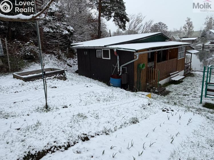 Sale hut Klášterec nad Ohří, Mariánské údolí č. 13