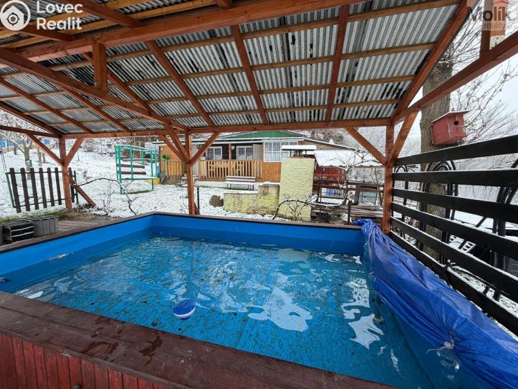 Sale hut Klášterec nad Ohří, Mariánské údolí č. 20