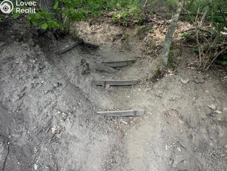 Prodej chaty Klášterec nad Ohří, Mariánské údolí č. 30