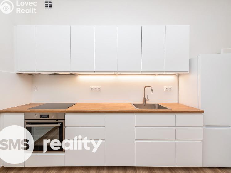 Pronájem bytu 2+KK Praha, Tomáškova 870/2 č. 4