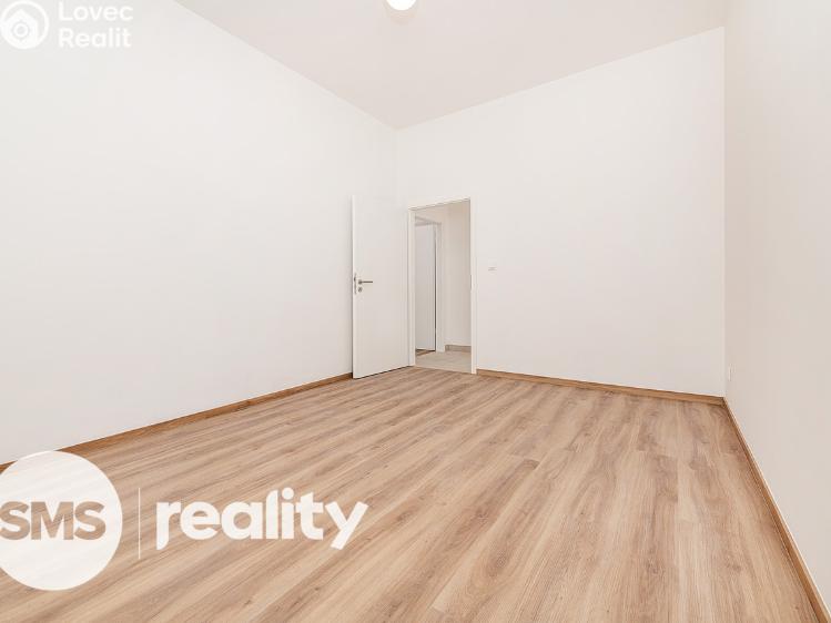 Pronájem bytu 2+KK Praha, Tomáškova 870/2 č. 6