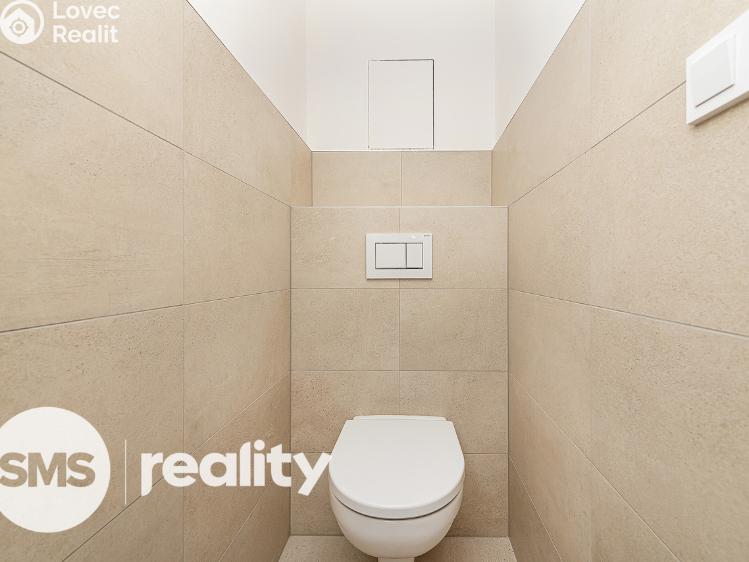 Pronájem bytu 2+KK Praha, Tomáškova 870/2 č. 10