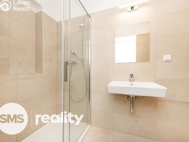 Pronájem bytu 2+KK Praha, Tomáškova 870/2 č. 11