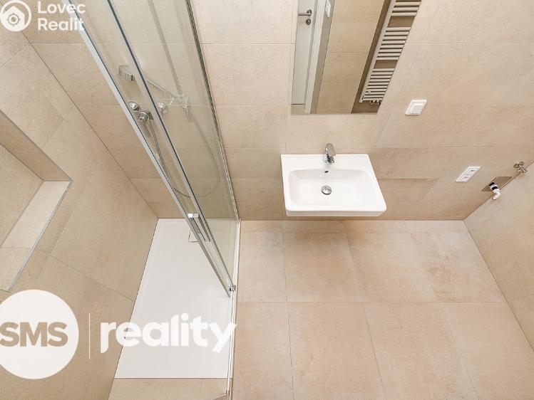 Pronájem bytu 2+KK Praha, Tomáškova 870/2 č. 14