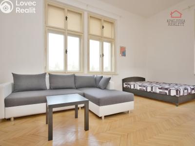 Pronájem bytu 2+KK Kutná Hora, Česká č. 4