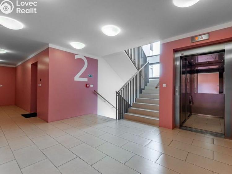 Оренда квартири 2+KK Praha, Korunní č. 16