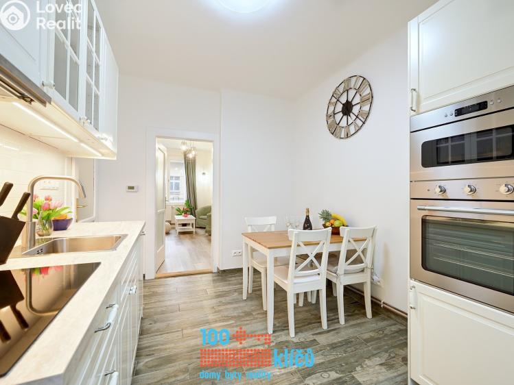 Sale apartment 2+1 Praha, Podhorská č. 10