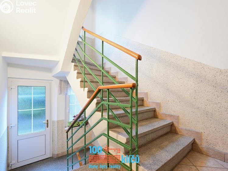 Sale apartment 2+1 Praha, Podhorská č. 25