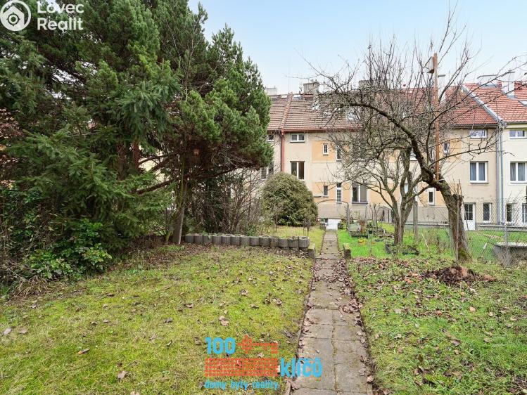 Sale apartment 2+1 Praha, Podhorská č. 33