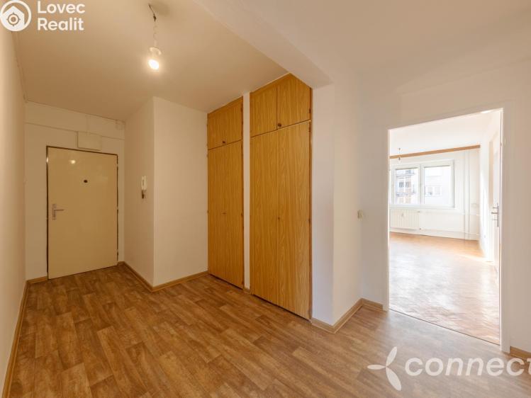 Rent apartment 3+1 Zlín, Hluboká č. 11