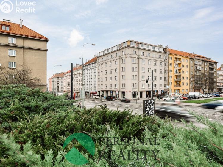 Sale apartment 2+KK Praha, Jeseniova č. 5