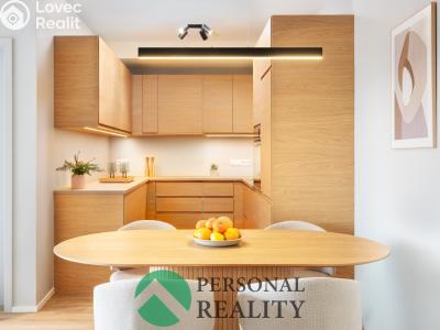 Продаж квартири 5+KK Praha, Českobrodská č. 7