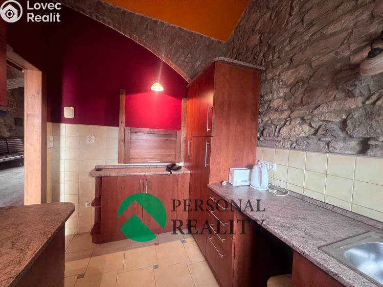 Pronájem komerční nemovitosti Tursko, Ke Statkům 16 č. 9