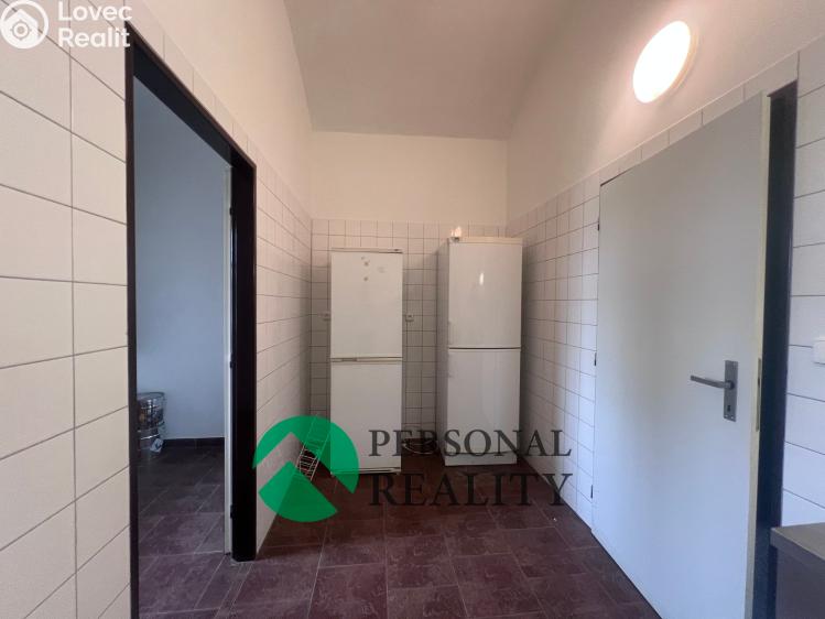 Pronájem kanceláře Tursko, Ke Statkům 16 č. 30