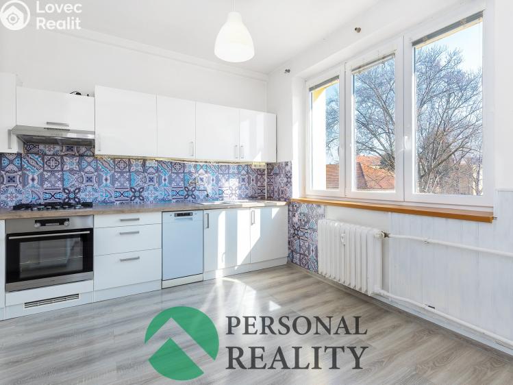 Rent apartment 3+1 Pardubice, Benešovo náměstí č. 2