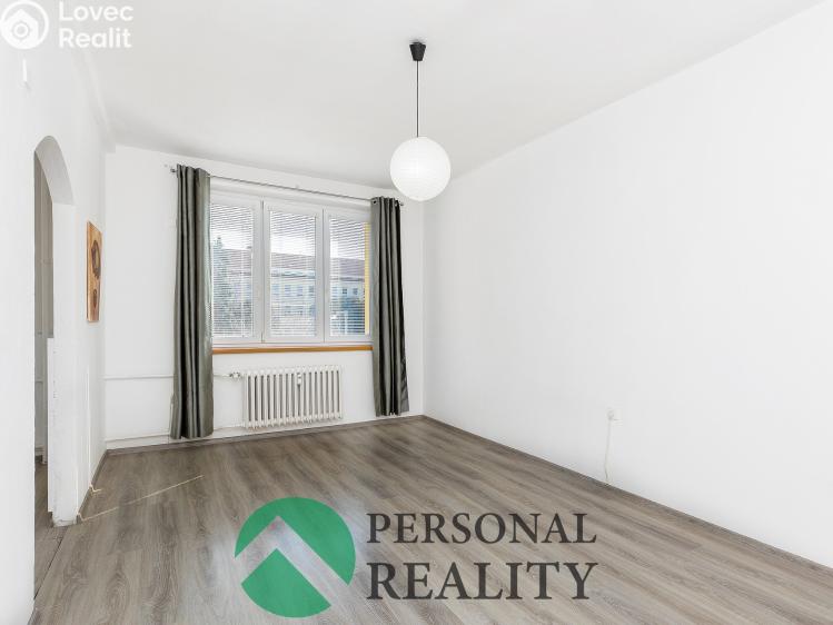 Rent apartment 3+1 Pardubice, Benešovo náměstí č. 6