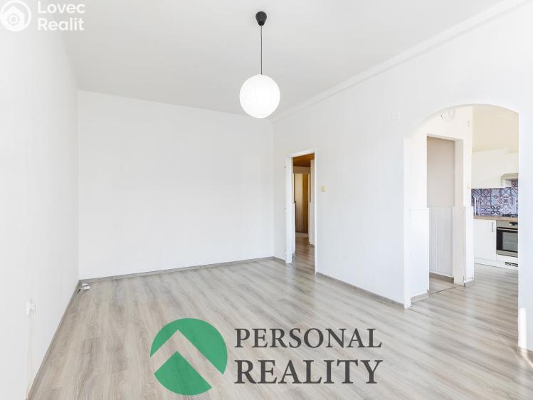 Rent apartment 3+1 Pardubice, Benešovo náměstí č. 7